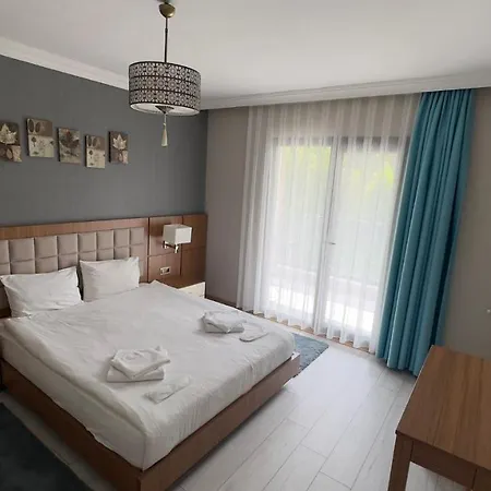 Royal Comfort Smart Aparthotel